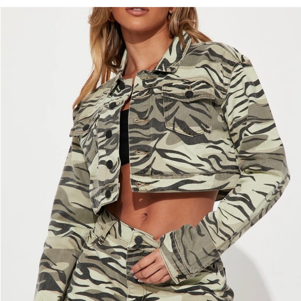 NWT Cropped Camo Zebra Jacket